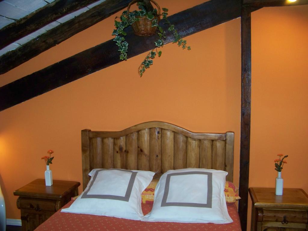 B&B El Jardin De Aes Puente Viesgo Luaran gambar
